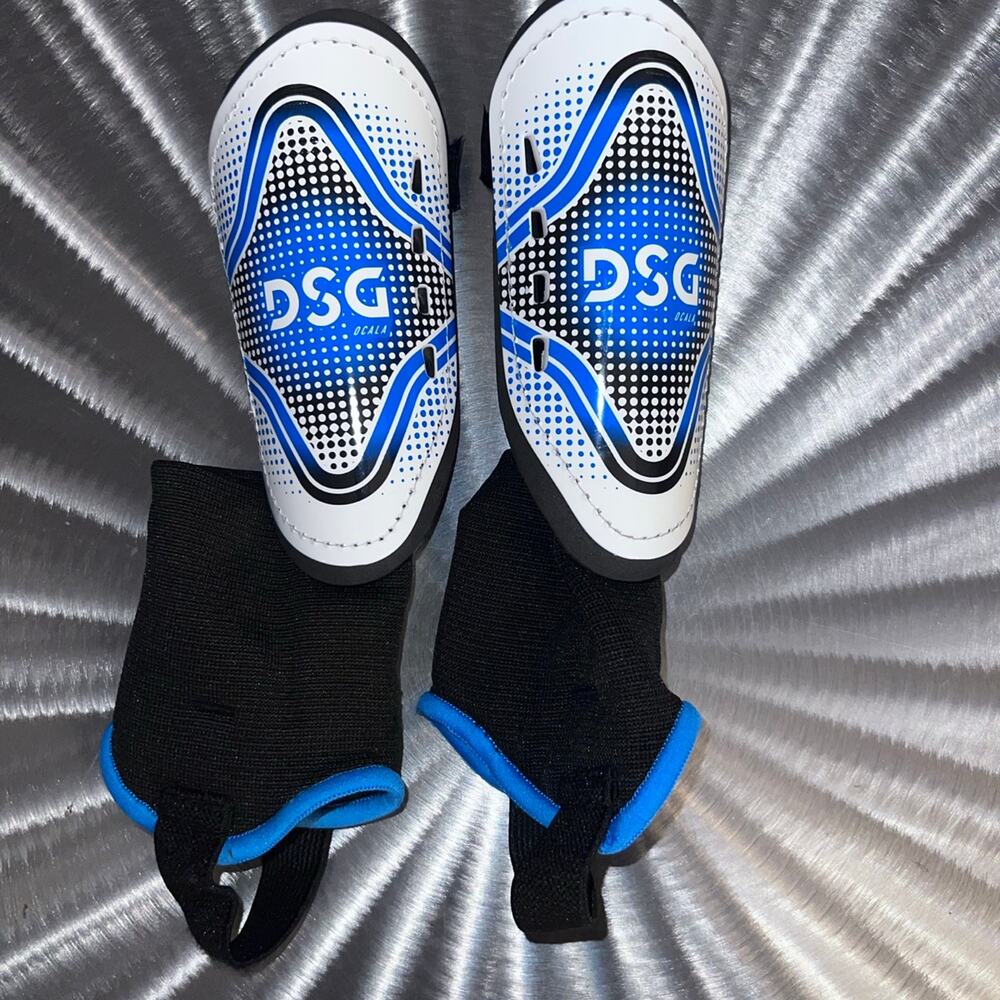 DSG Youth Soccer Shinguards - Youth Small - Great Condition!!